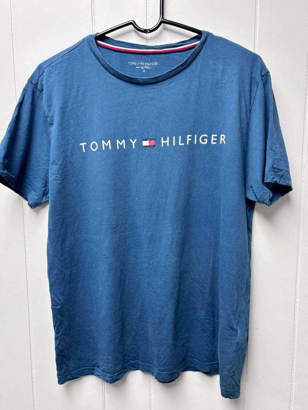 Tommy Hilfiger Logo T-Shirt Size M Blue Crewneck
